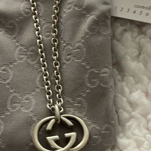 100 % Authentic 925 Gucci necklace made in Italy.